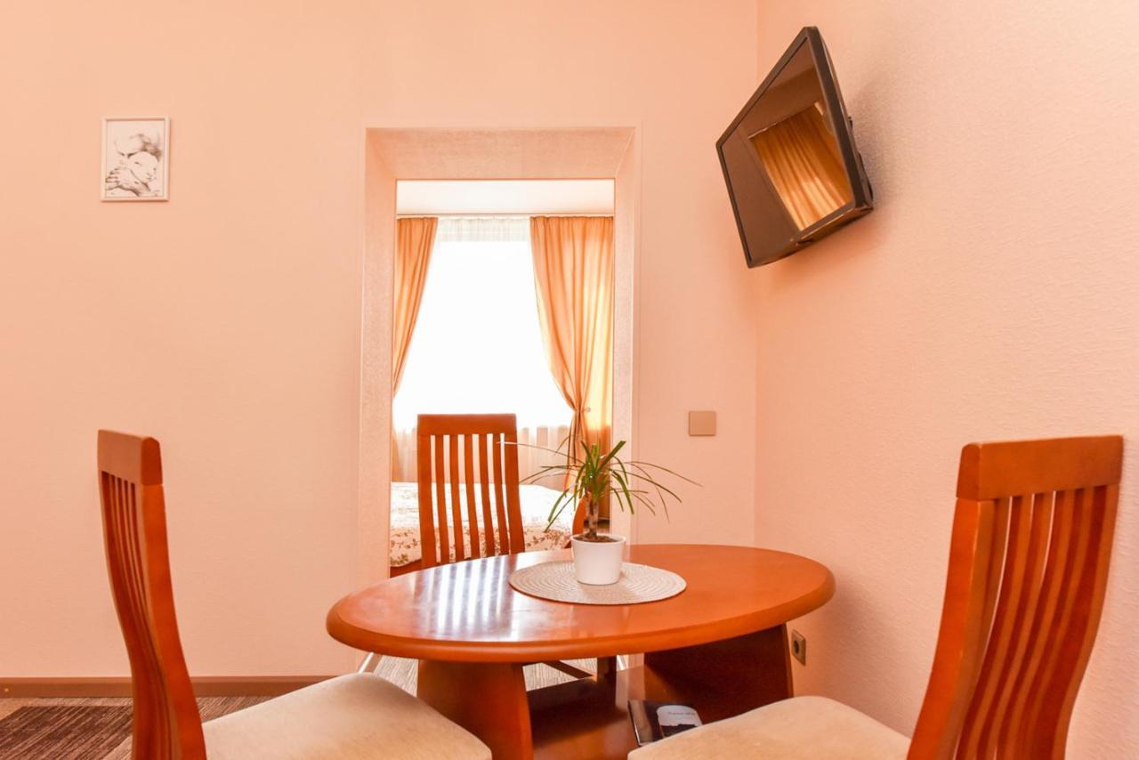 Hotel Jugend With Self Check-In Liepaja Luaran gambar