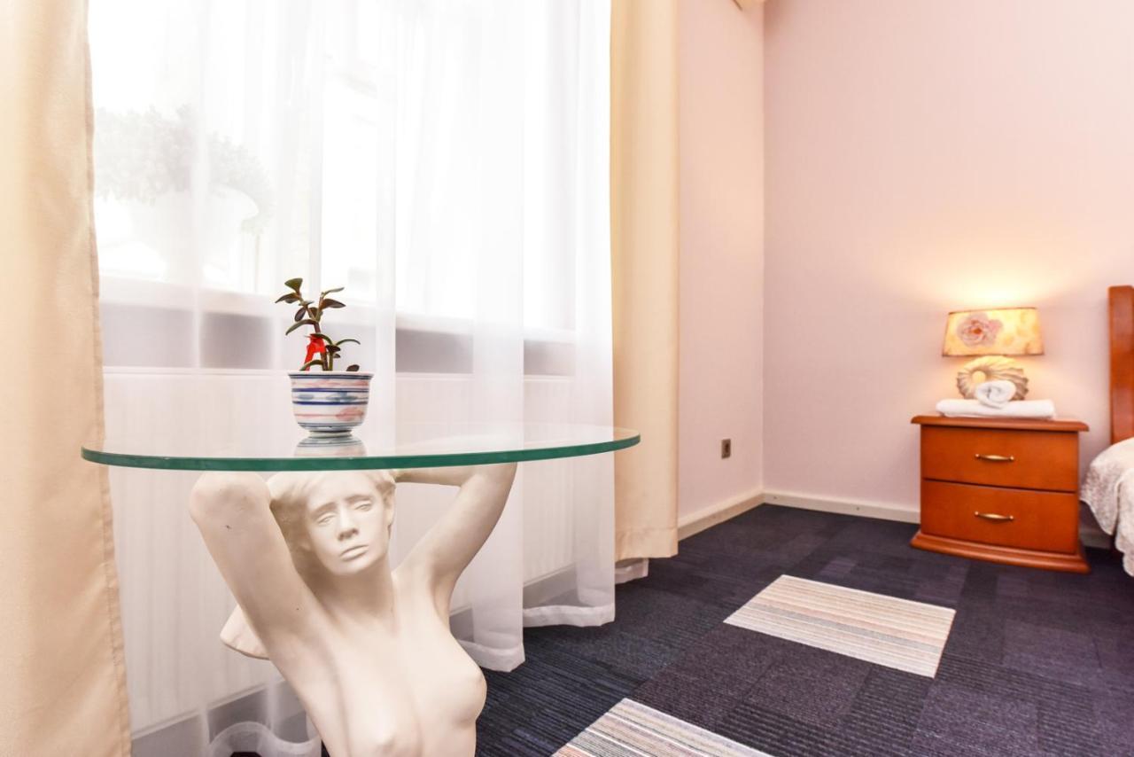 Hotel Jugend With Self Check-In Liepaja Luaran gambar